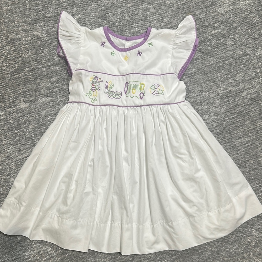 EUC Christian Elizabeth embroidered Mardi Gras flutter sleeve dress 6